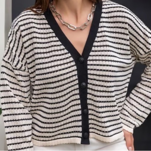 Massimo DUTTI cropped striped cardigan - Picture 6 of 6
